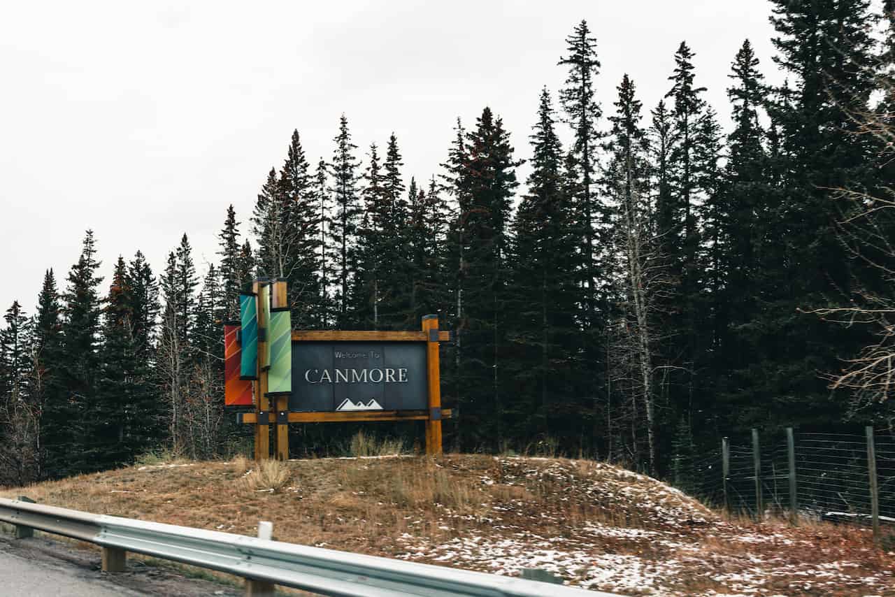 subdivision entrance signage